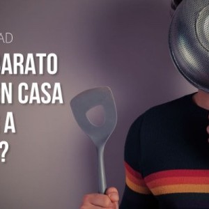 ¿Es más barato cocinar en casa que pedir a domicilio hamburguesa de pollo?